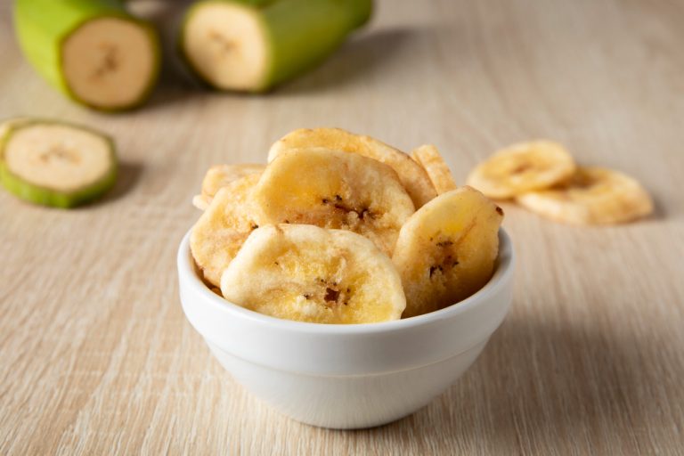 membuat keripik pisang