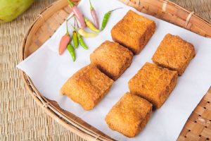 Membuat tahu sutra