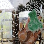 Tips membersihkan cermin